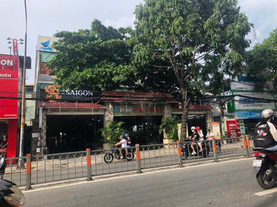 Bán nhà siêu khan hiếm góc 3 mặt tiền Yersin DT: 9 x 32m - XD: Hầm + 8 lầu - giá bán: 65 tỷ TL - 0789754790
