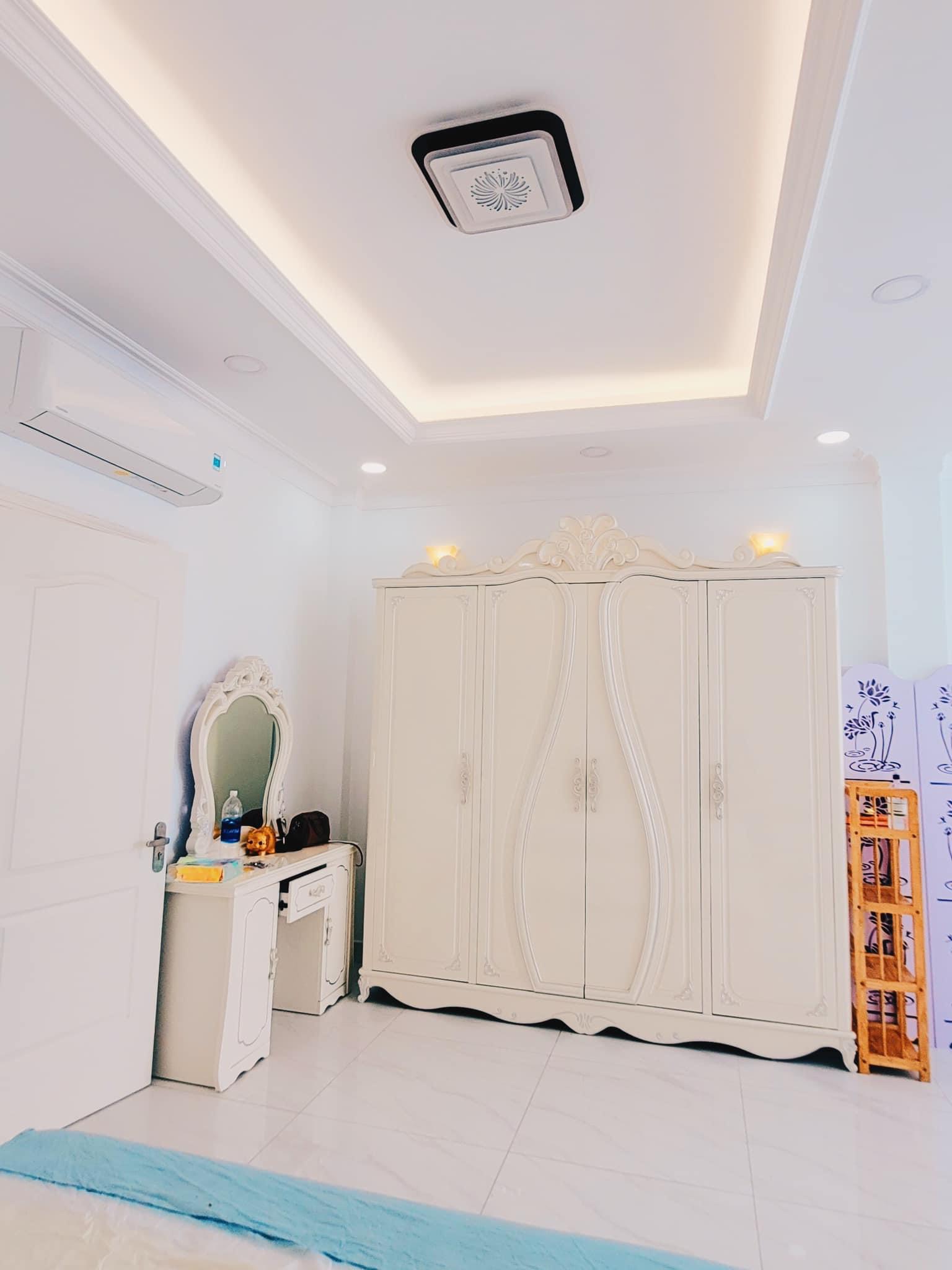Nhà đẹp HXH vô nhà Cầm Bá Thước, PN, 5 tầng full NT, 4PN, 5.2m*15m, 17.9 tỷ 
