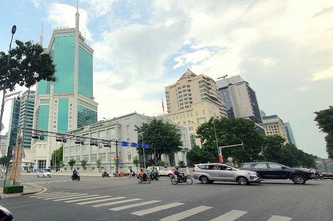 MUA LÀ HỜI!! Bán tòa nhà góc 2 MT ngay Nguyễn Thị Minh Khai 14x19m hầm + 9lầu HĐT: 280 triệu/tháng giá: 70 tỷ TL