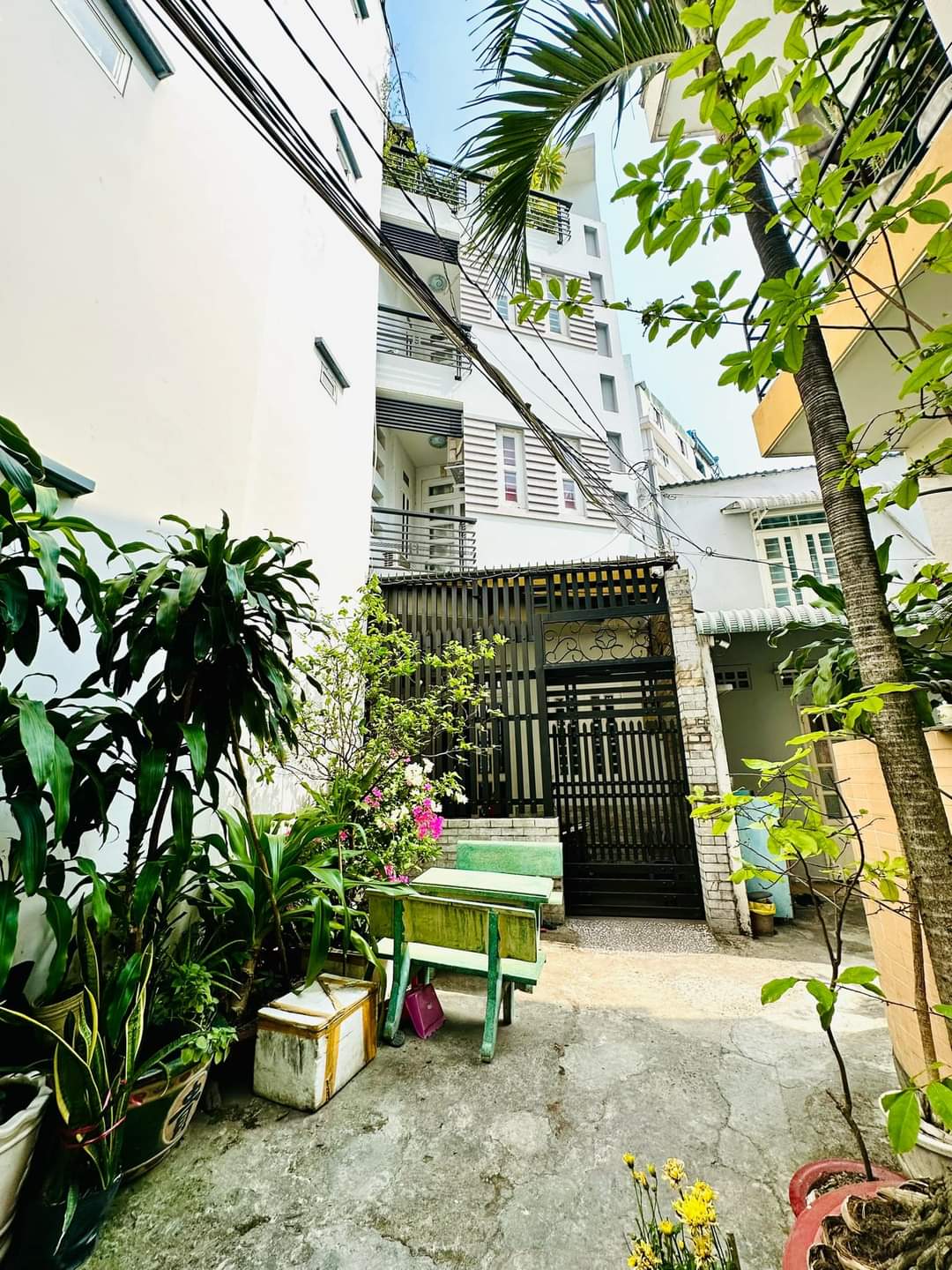 Nhà Phan Đăng Lưu, phường 5, Phú Nhuận, ngang 6m, DT 54m², giá 7,6 tỷ.