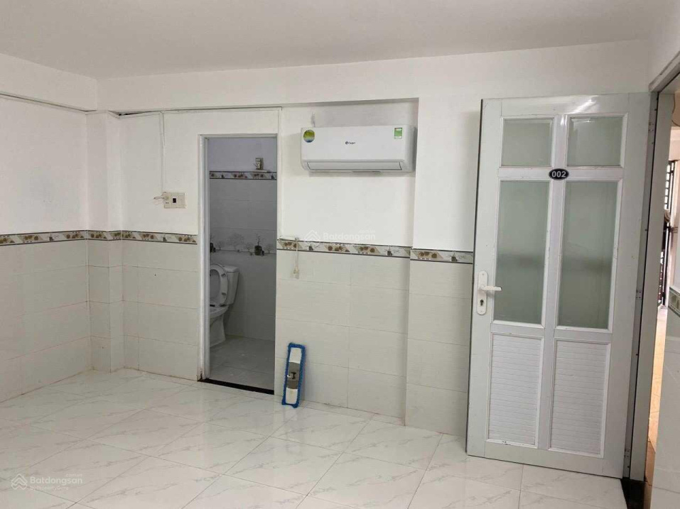 Bán building mặt tiền 43 Trường Sơn Phường 2 Quận Tân Bình. DT 10x27m KC hầm 6 lầu giá bán 50 tỷ TL - 0789754790