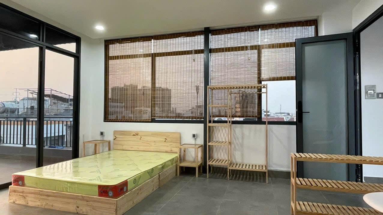 Căn Hộ Dịch Vụ! 5 Tầng, 5x15m, Thu Nhập 60 Triệu/ Tháng. 14.x Tỷ, Huỳnh Tấn Phát, Bình Thuận, Quận