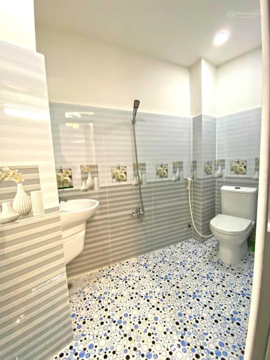 Bán nhà riêng Q7 , 4.6x12 , HXH Nguyễn Văn Quỳ , gần Big C , gía 4.x tỷ