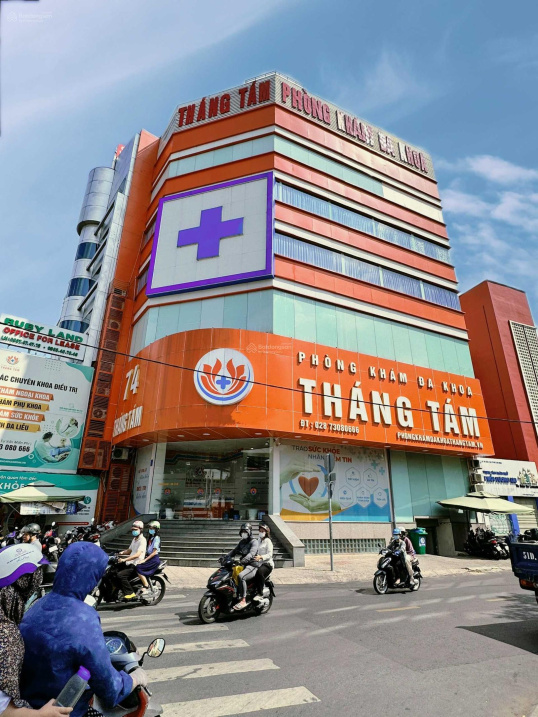 Ngộp bank - Bán gấp nhà MT Huỳnh Văn Bánh, Q. PN - 9x25m - 4 lầu - HĐT: 150 triệu - giá: 50 tỷ