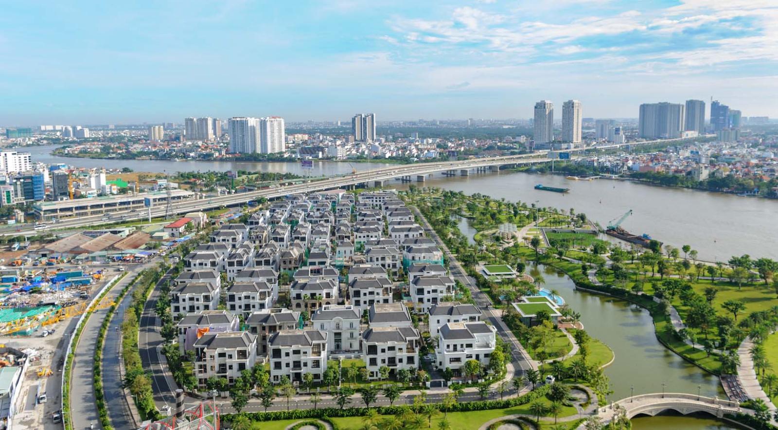 Bán gấp giá rẻ biệt thự góc 2 mặt tiền Vinhomes central park Vip nhất nhì Sài Gòn, DT 309m nhà nội thất cao cấp 4*