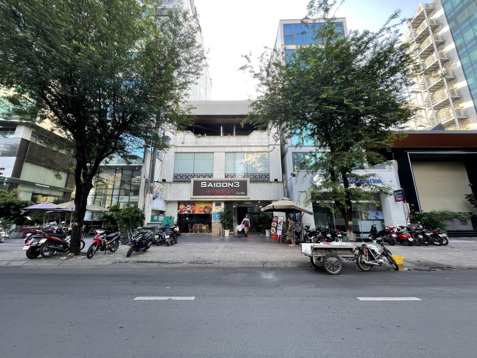 Bán nhà số 157 Võ Văn Tần, Phường 6, Quận 3, DT (10x30)m CN 331m2, 4 tầng, giá 180 tỷ