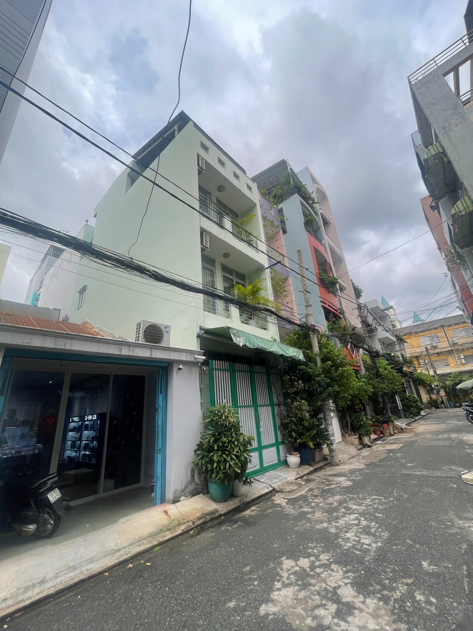 Bán nhà mặt phố tại Đường Đồng Tiến, Phường 14, Quận 10, Tp.HCM giá 8.5 Tỷ