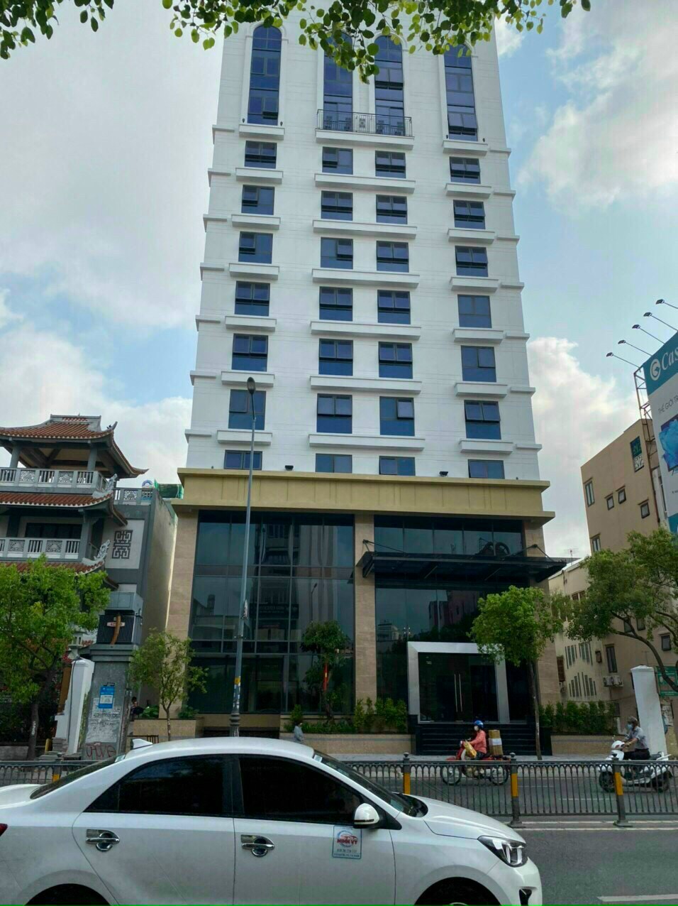 Bán Tòa nhà mặt tiền Cao Thắng - DT: 26 x 56m - 2 hầm + 10 tầng - 500 tỷ TL