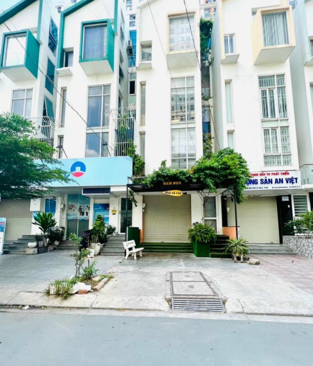 Chính chủ gửi Bán Nhà Phố thương mại La Astoria  - Nguyễn Duy Trinh Quận 2 ⚡Nhà 4 lầu 2 mặt tiền đối diện khu Căn hộ homyland 3 💥 0903034123