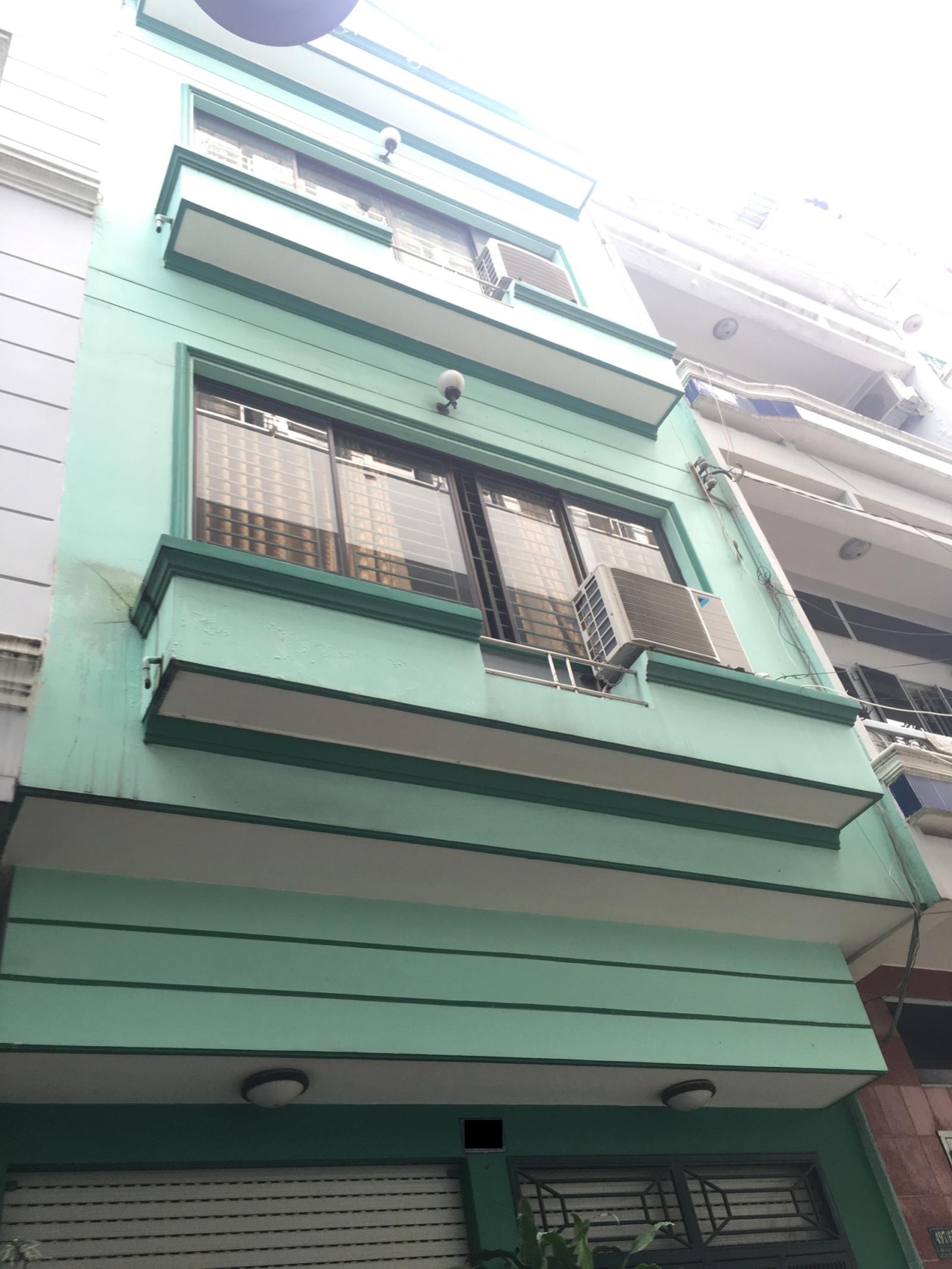 Mặt tiền đường CMT8. DT 8*12 m, DTCN 90 m2, giá 50 tỷ