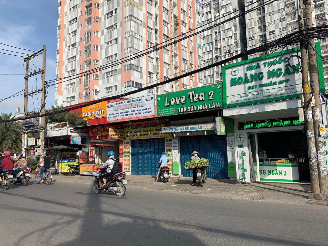 Nhà phố LÔ GÓC KD cafe tuyệt vời ngang 5.5m Phạm Văn Chiêu 140m2 view đẹp gần chợ 9 tỷ.