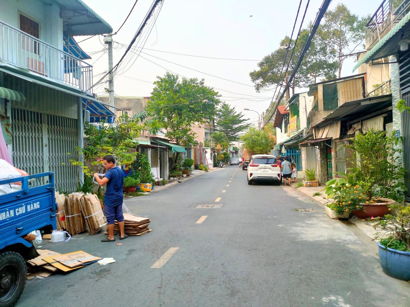 Bán Nhà 5 Tầng Mới Đẹp Mặt Tiền Đường Bàn Cờ Trung Mỹ Tây Quận 12