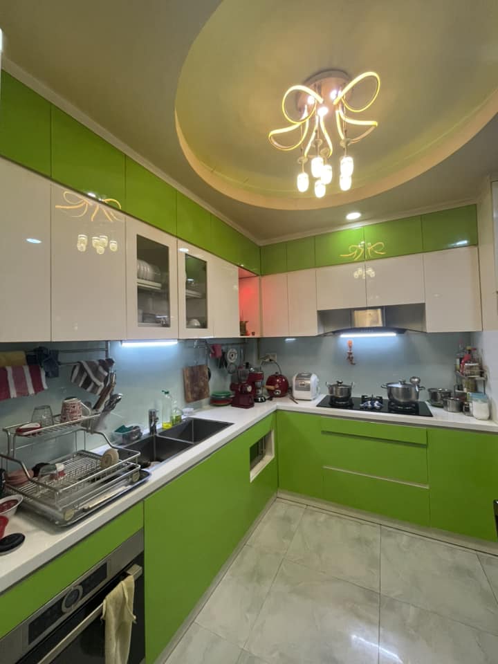NHÀ Q11 NGUYỄN CHÍ THANH - 3 TẦNG - 5 PN.