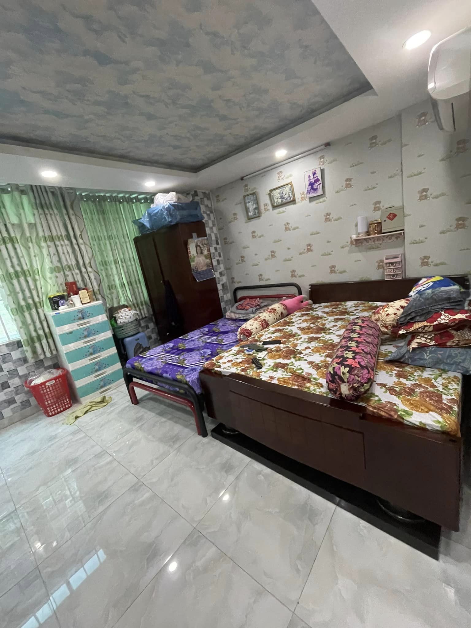 NHÀ Q11 NGUYỄN CHÍ THANH - 3 TẦNG - 5 PN.