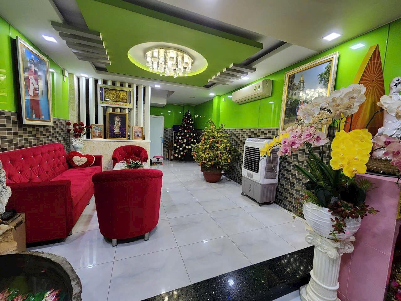 CHỦ CAO HUYẾT ÁP, BÁN LỖ NHÀ ĐẸP CHỈ 6.6 TỶ -37m-5Tầng-Sổ Đẹp-0 lộ Giới-Dọn Vào Ở Ngay