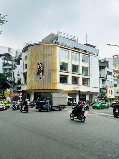 Bán căn 2MT Nguyễn Văn Thủ và Đinh Tiên Hoàng P Đa Kao Q1 - DT 9 x 18m - 5 tầng - HĐT 200 triệu