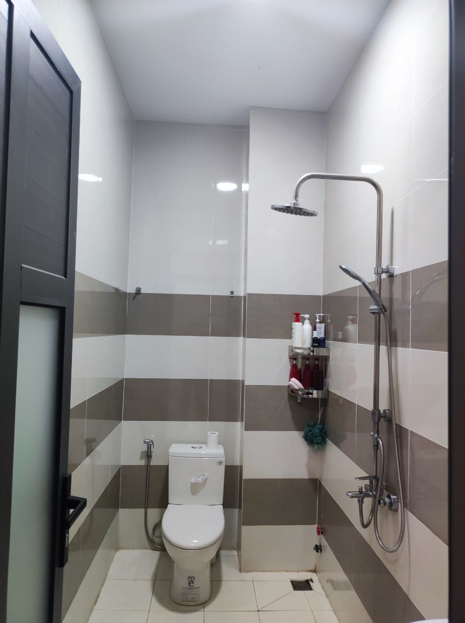 Nhà 3 tầng 89m2 có 4 tỷ Lâm Thị Hố Tân Chánh Hiệp Quận 12 TPHCM