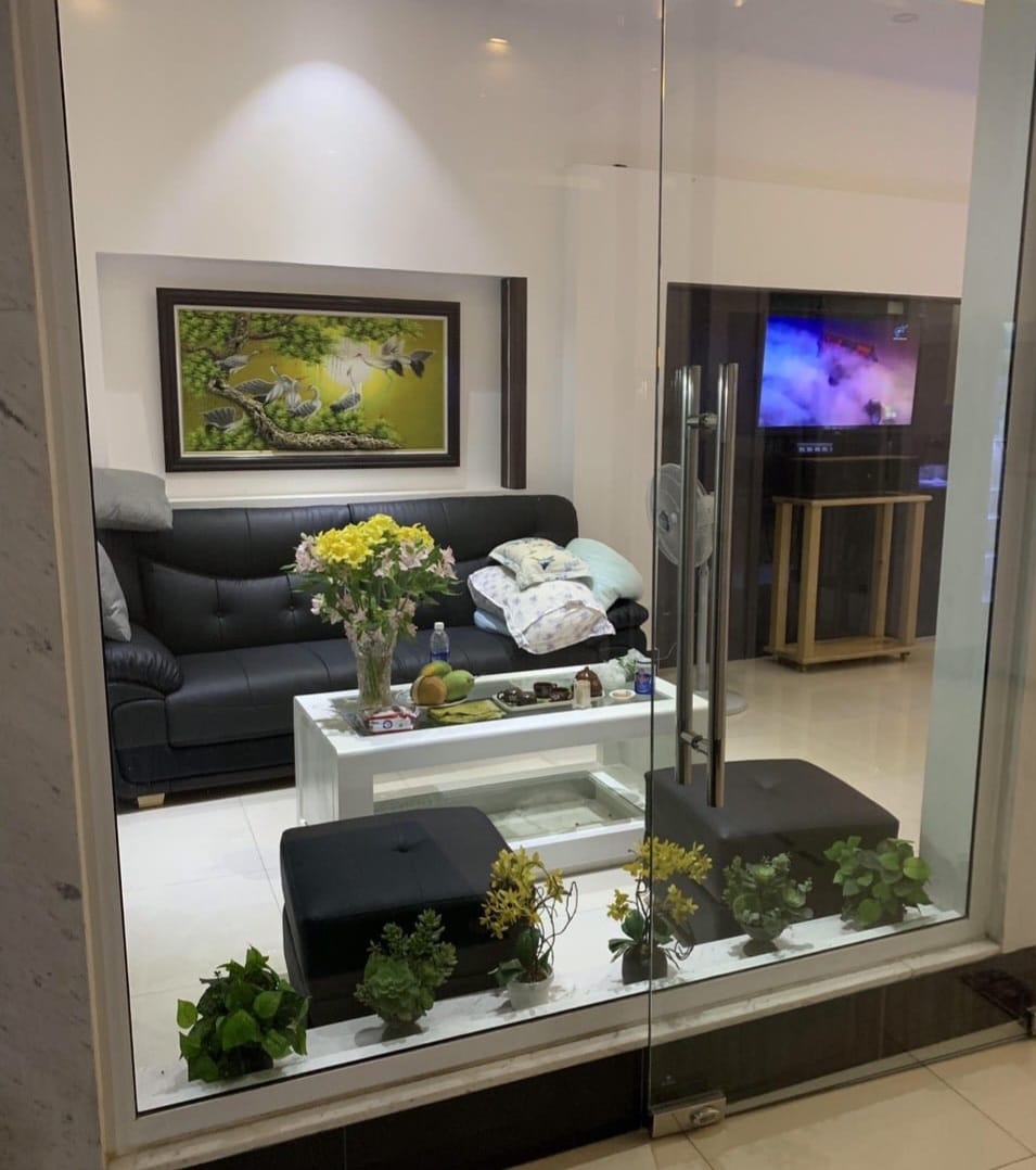 Chuyển Nhượng Khách Sạn 6 tầng 170m2 Quận 12 TPHCM - giá Tốt