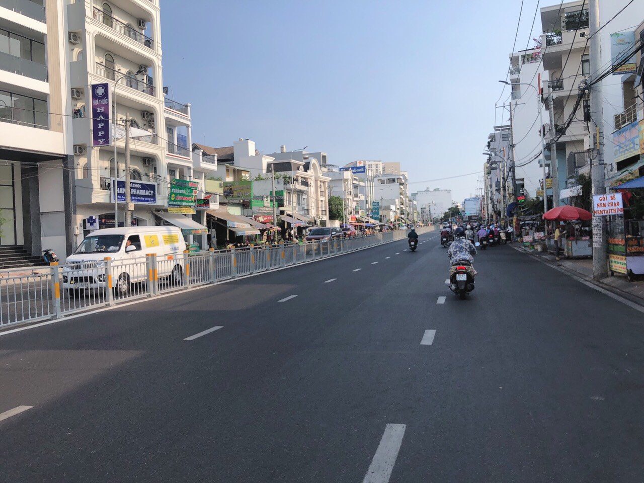 Bán nhà C4 ngang 7m 310m2 mặt tiền kinh doanh ngay chợ Nguyễn Xí Bình Thạnh sát PVĐ 31 tỷ.