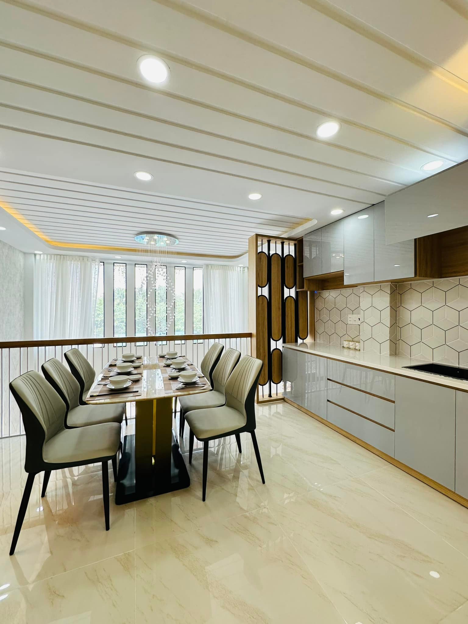 Bán Nhà 137/33 đường số 59 Xây Mới 5 tầng Có Thang Máy