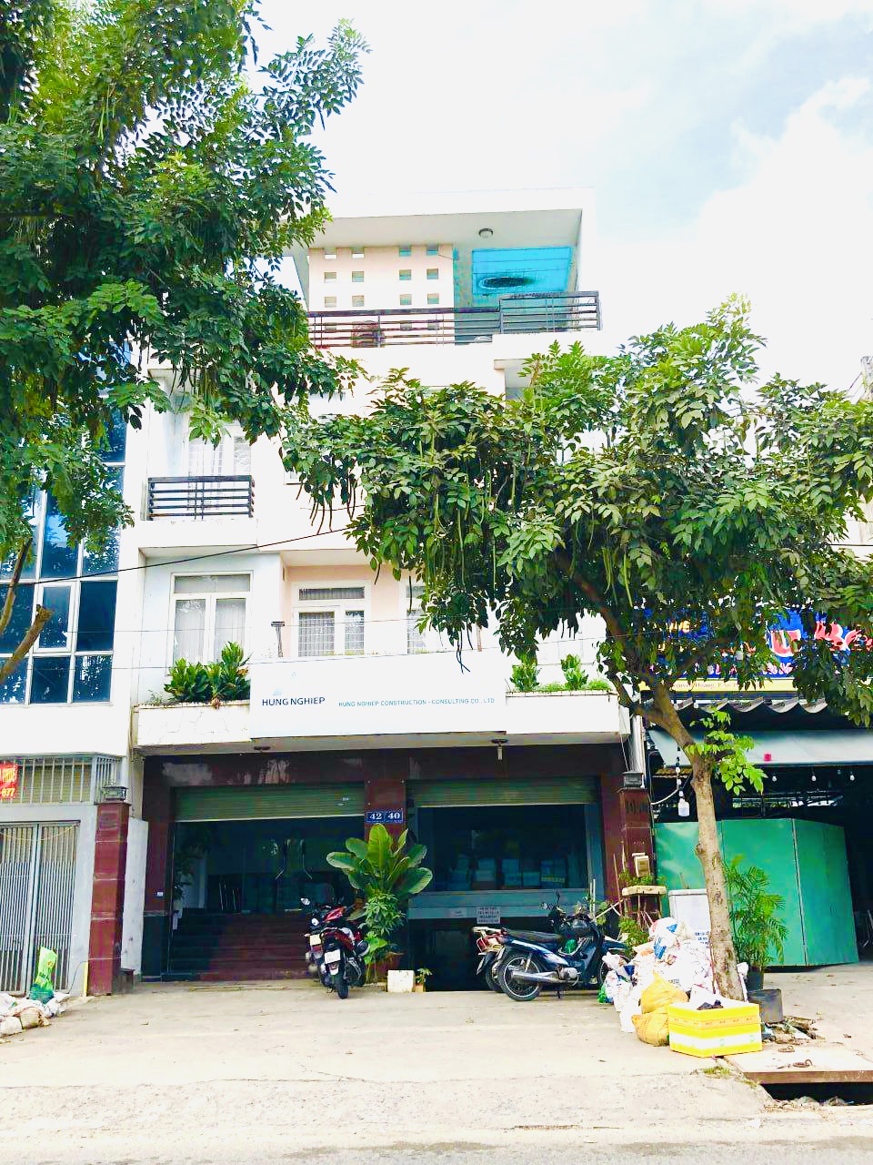 Bán Nhà Mặt Tiền Đường Nguyễn Hoàng,An Phú,Quận 2 DT:160m2(8x20) 1 Hầm,Trệt,2 Lầu