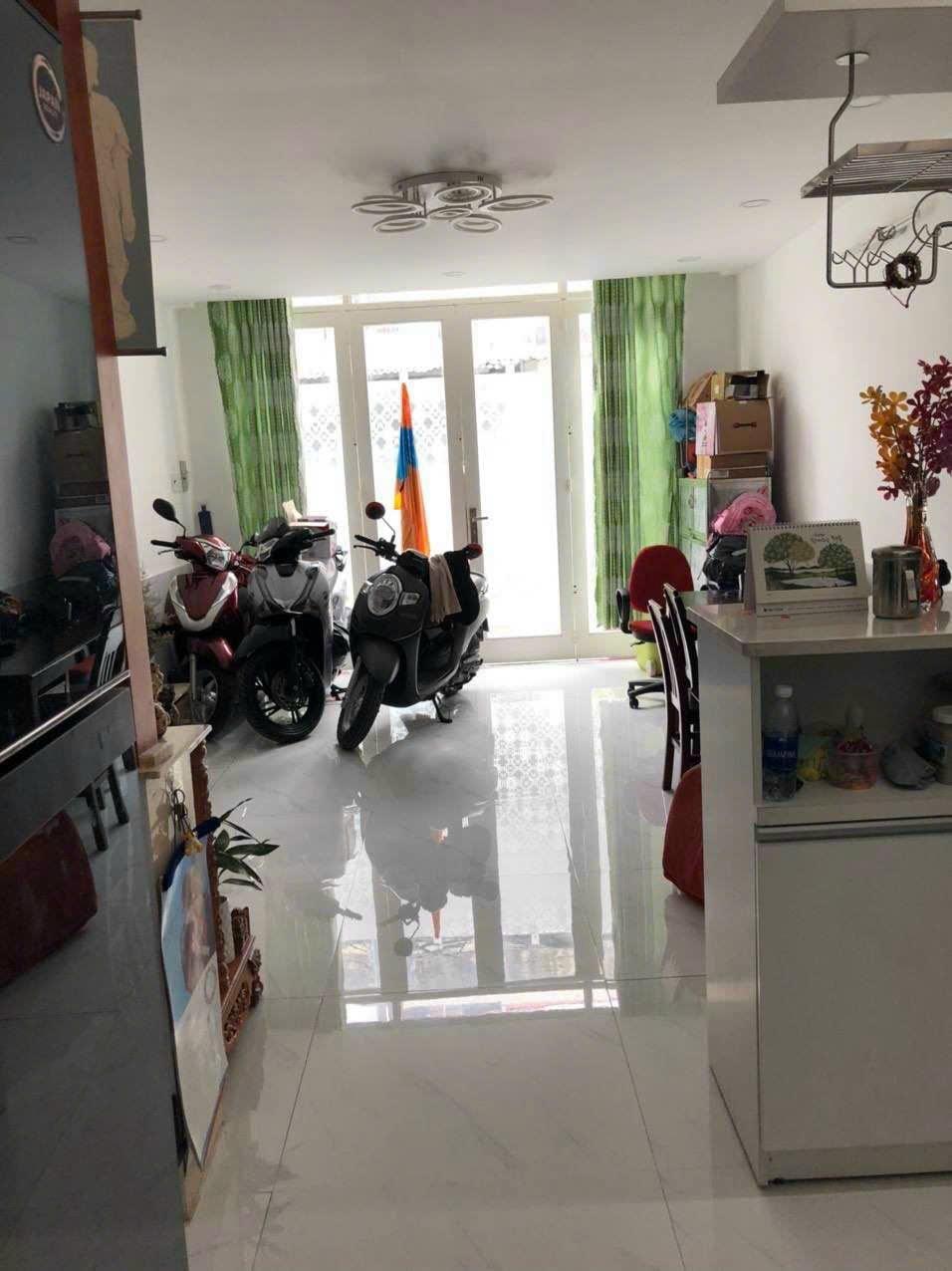 Giá Tốt,Vị Trí Đẹp Nguyễn Trãi Quận 5, Ôtô Đỗ Cửa, Gần MT, Hẻm Thông Tứ Hướng-Ngang4,5m- Chỉ 5.8Tỷ
