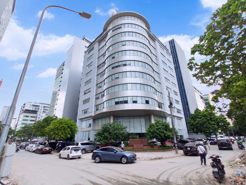 Tòa nhà thương hiệu Sương Nguyệt Ánh - Tôn Thất Tùng - 11x40m - GP: Hầm 8 tầng - Giá bán 220 tỷ