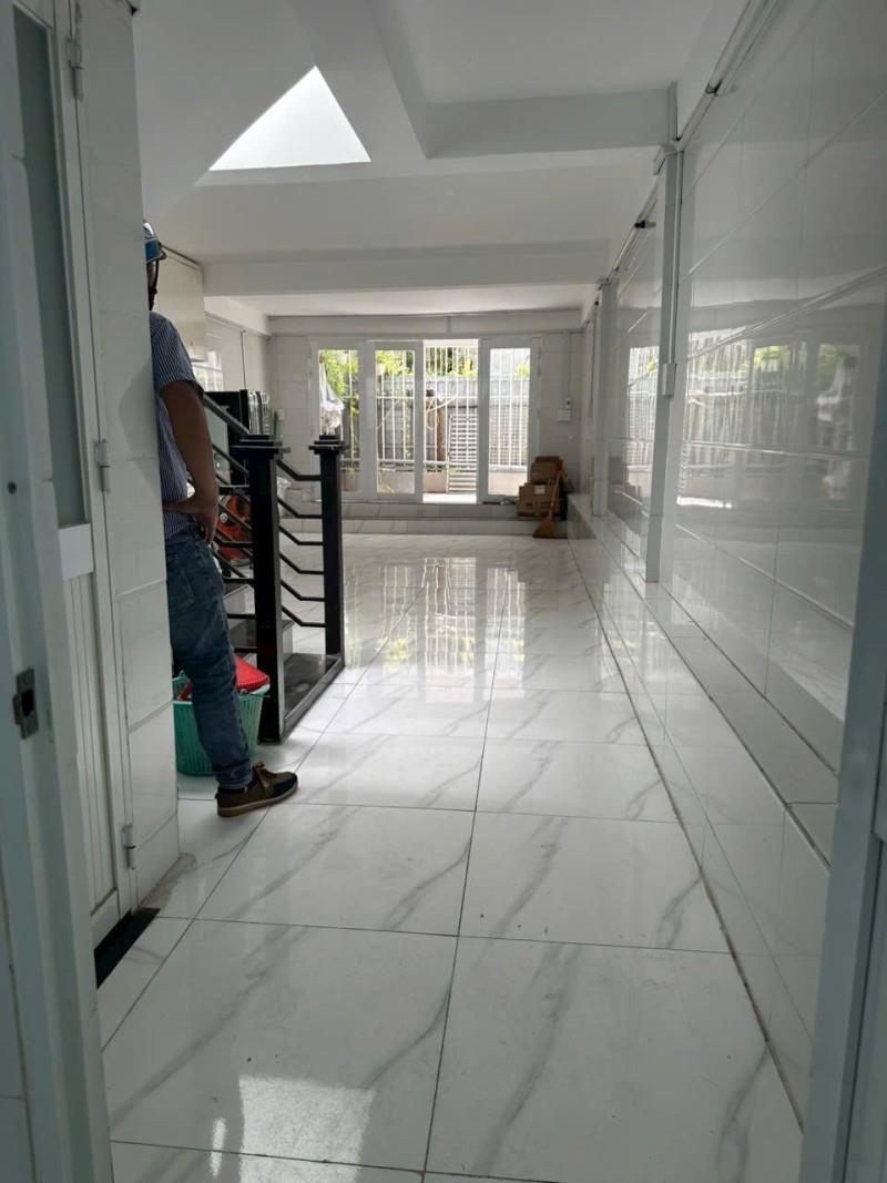 270 NGUYỄN XÍ .P13 - BÌNH THẠNH - CHỦ ĐỊNH CƯ GẤP BÁN 45M2 - GIÁ CHỈ 4 TỶ. SỔ HỒNG RIÊNG.