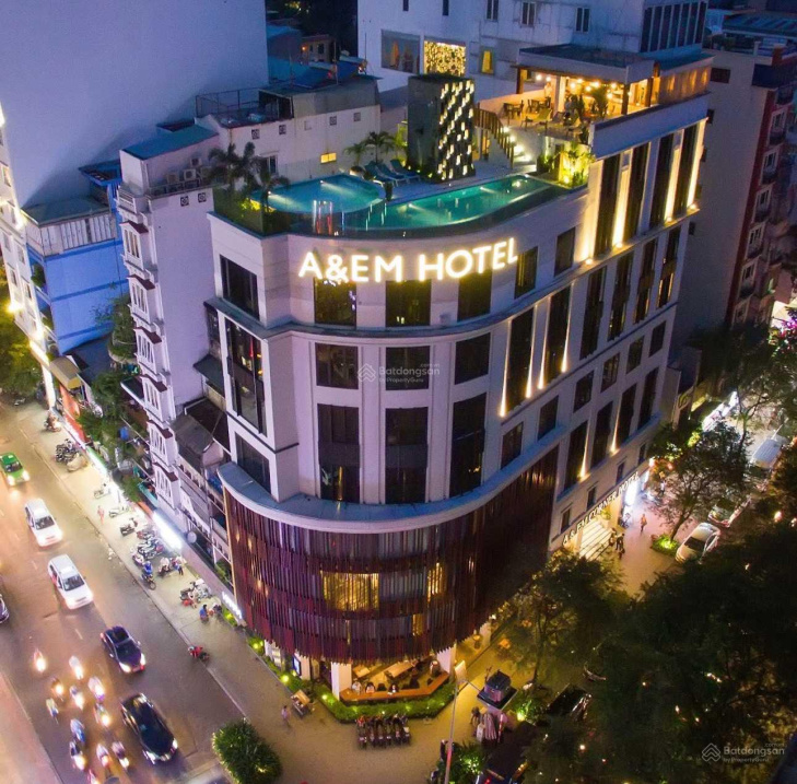 Bán gấp tòa khách sạn siêu vị trí - hầm 10 tầng -mặt tiền Thủ Khoa Huân ,Q1 thu nhâp 800tr/th giá cực tốt