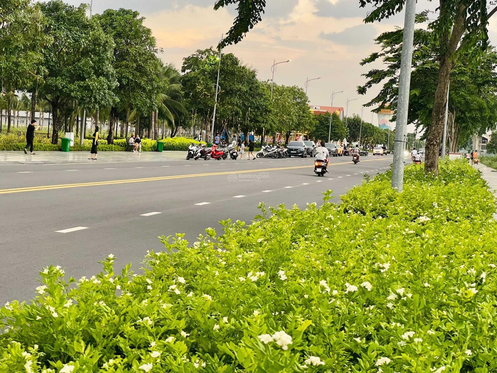 Bán nhà biệt thự, liền kề tại Dự án Khu đô thị Vạn Phúc City, Thủ Đức, Tp.HCM diện tích 154m2  giá 26 Tỷ