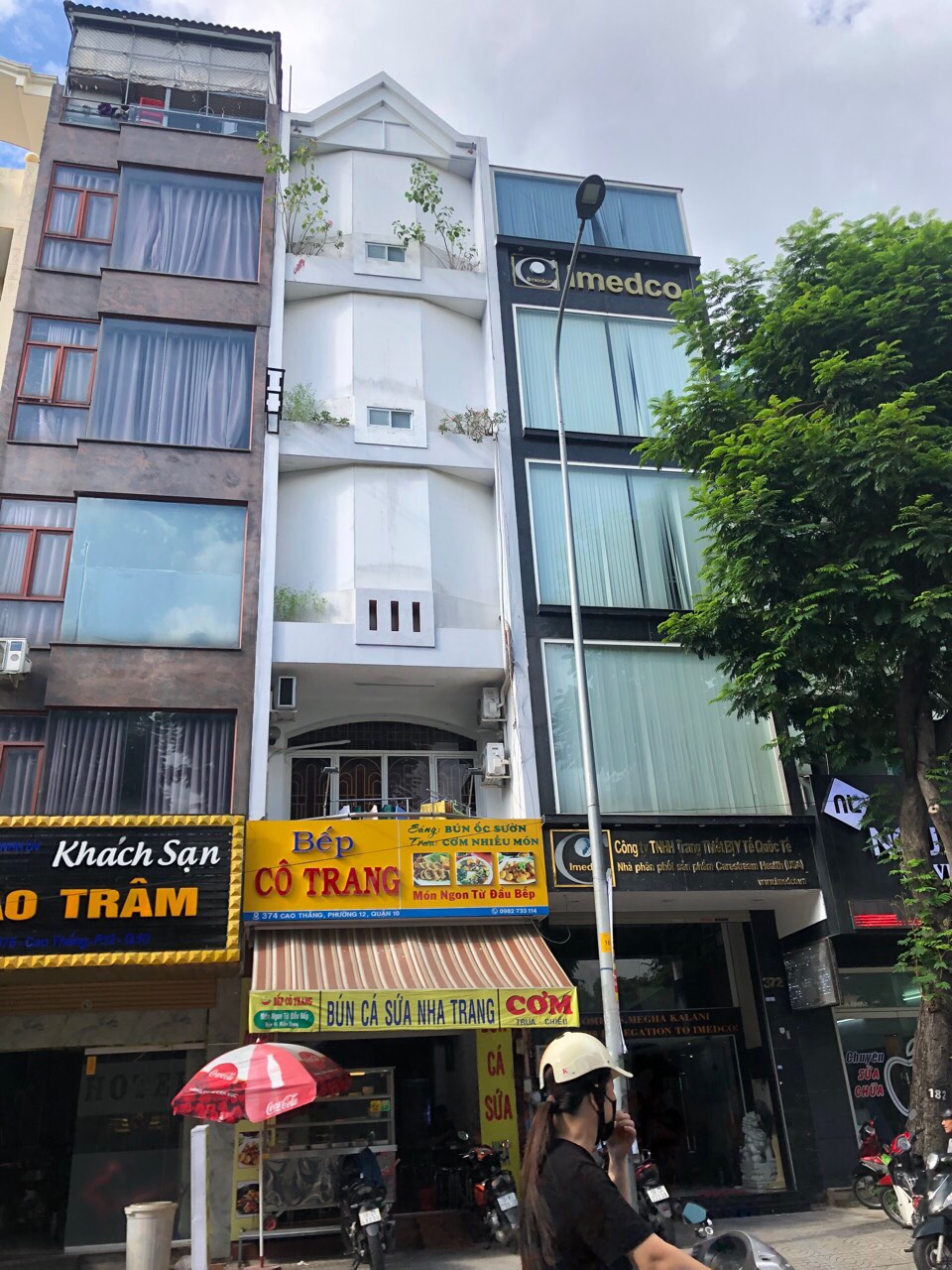 Bán nhà 4.2x22m mặt tiền đường Minh Phụng, Q11-Nhà trệt lửng 2 lầu-Vị trí thuận lợi kinh doanh