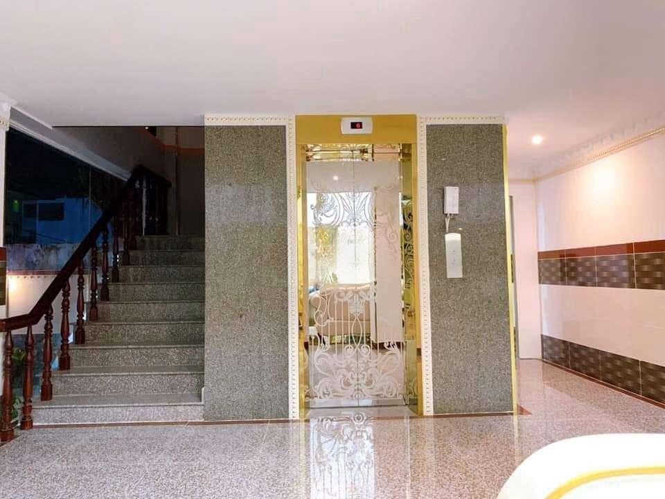 Hotel DT 930 m2 28 x 35 xây dựng 8 tầng 112 phòng cao cấp Nguyễn Văn Quá 96,3 tỷ