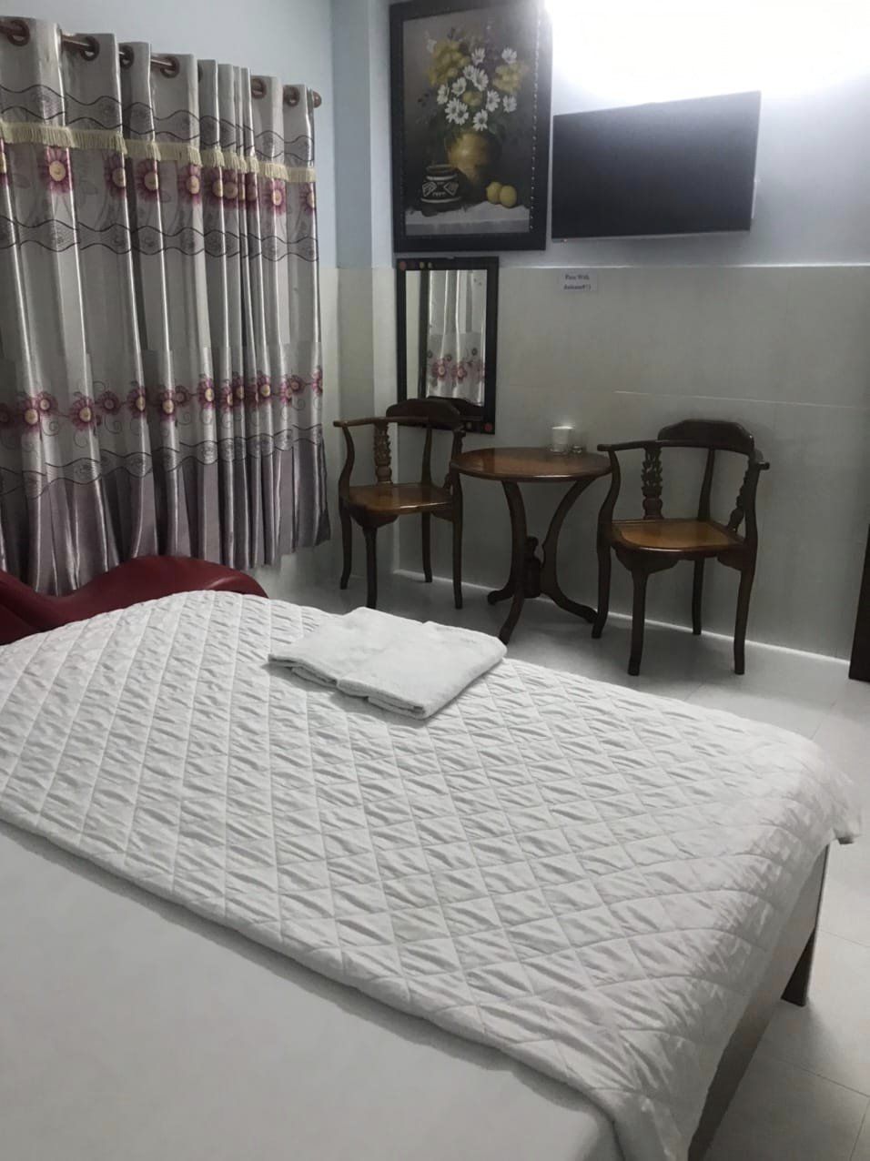 Bán khách sạn tặng giấy phép kinh doanh, HXH Nguyễn Ảnh Thủ, ngang 8m, hai sổ vuông vức hoàn công