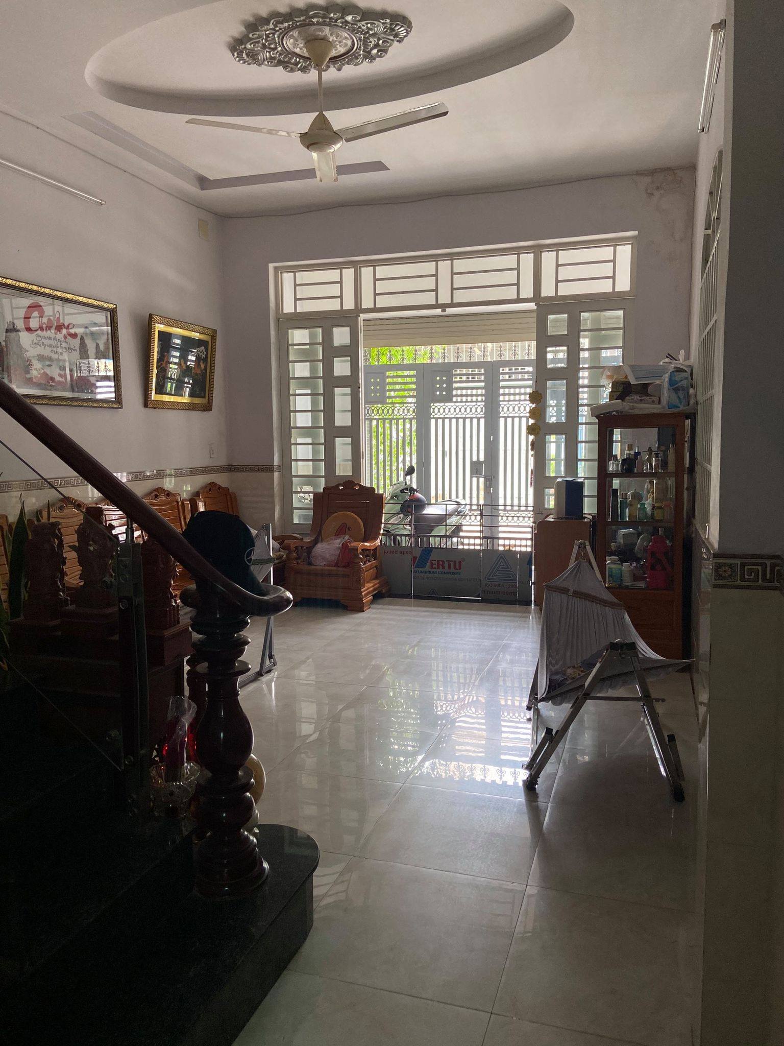 Trả nợ BANK cần bán nhà Tô Hiến Thành, 49m2, 3 phòng, Giá 5.199 tỷ