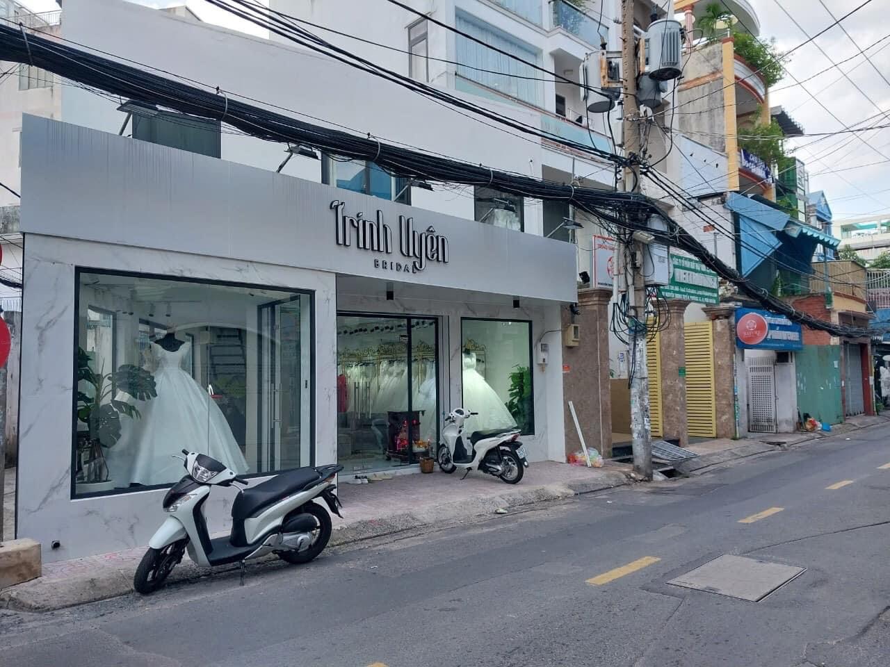 Bán nhà MT đường Nguyễn Trọng Tuyển,Phường 15,Q.Phú Nhuận.Lô góc,ngang 9m chỉ 169tr/m2
