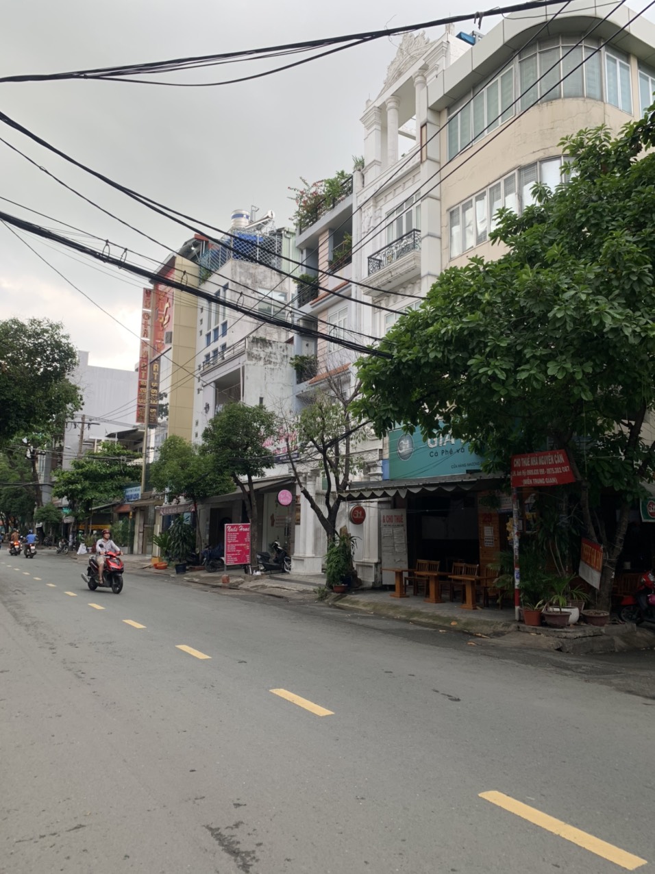 Hiếm! bán nhà MT đường Nguyễn Minh Hoàng (k300) - DT: 10 x 20m, kc 5 tầng, giá 46 tỷ TL