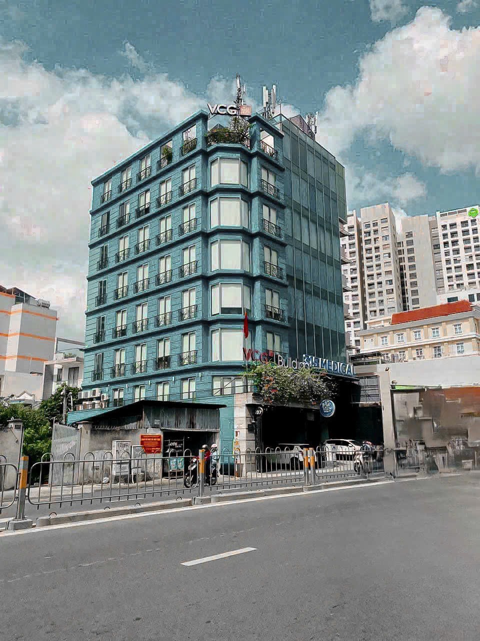 Chính chủ Bán nhà mặt tiền đường ngay Lam Sơn 5 x 20m 5 tầng. Giá 19,8 tỷ TL, P2, Tân Bình