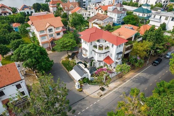 Biệt thự siêu đẹp khu Compound mặt tiền Nguyễn Văn Hưởng Thảo Điền Quận 2
