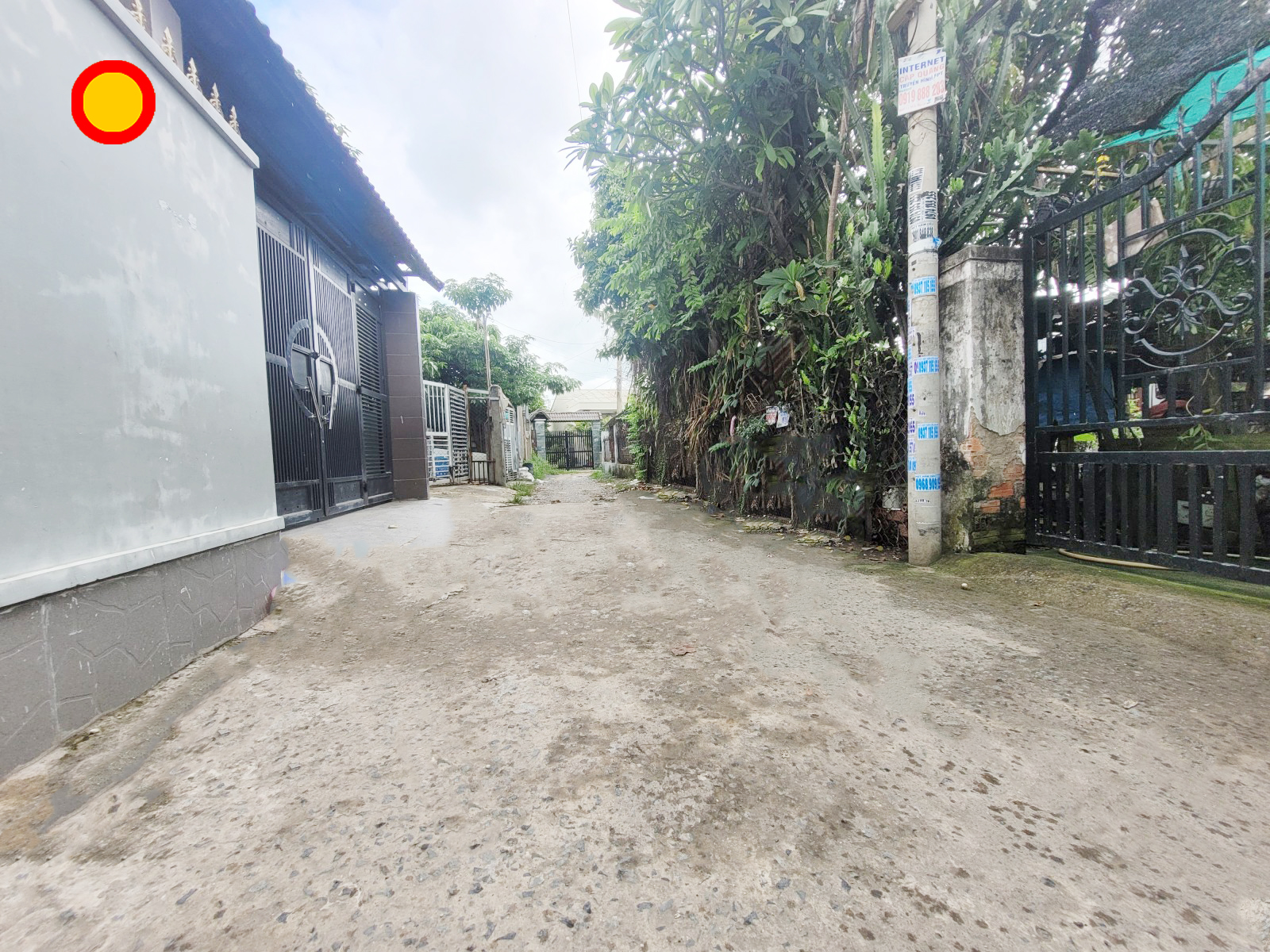 Bán nhà Linh Xuân, Thủ Đức, DT: 10mx22m, đường ôtô, giá hơn 4 tỷ.