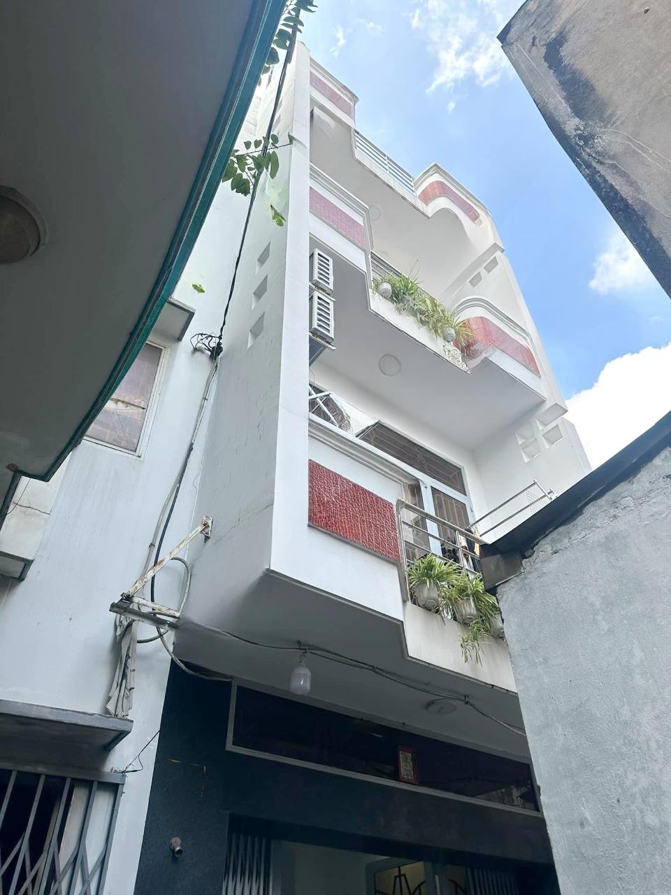 Nhà 3 tầng đường Nguyễn Văn Của P13 Q8 giá 3tỷ 7