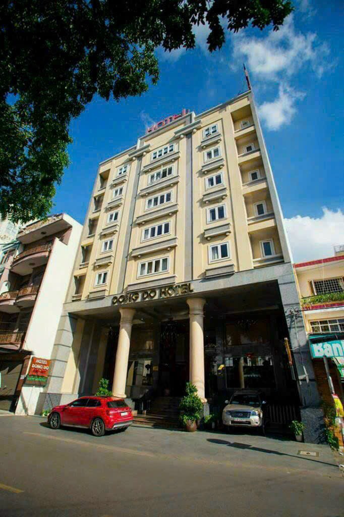 Bán tòa Khách sạn 3 *** MT Bùi Thị Xuân, Bến Thành, Quận 1. Dt 8x20m, Hầm 12 lầu, Giá 200 tỷ