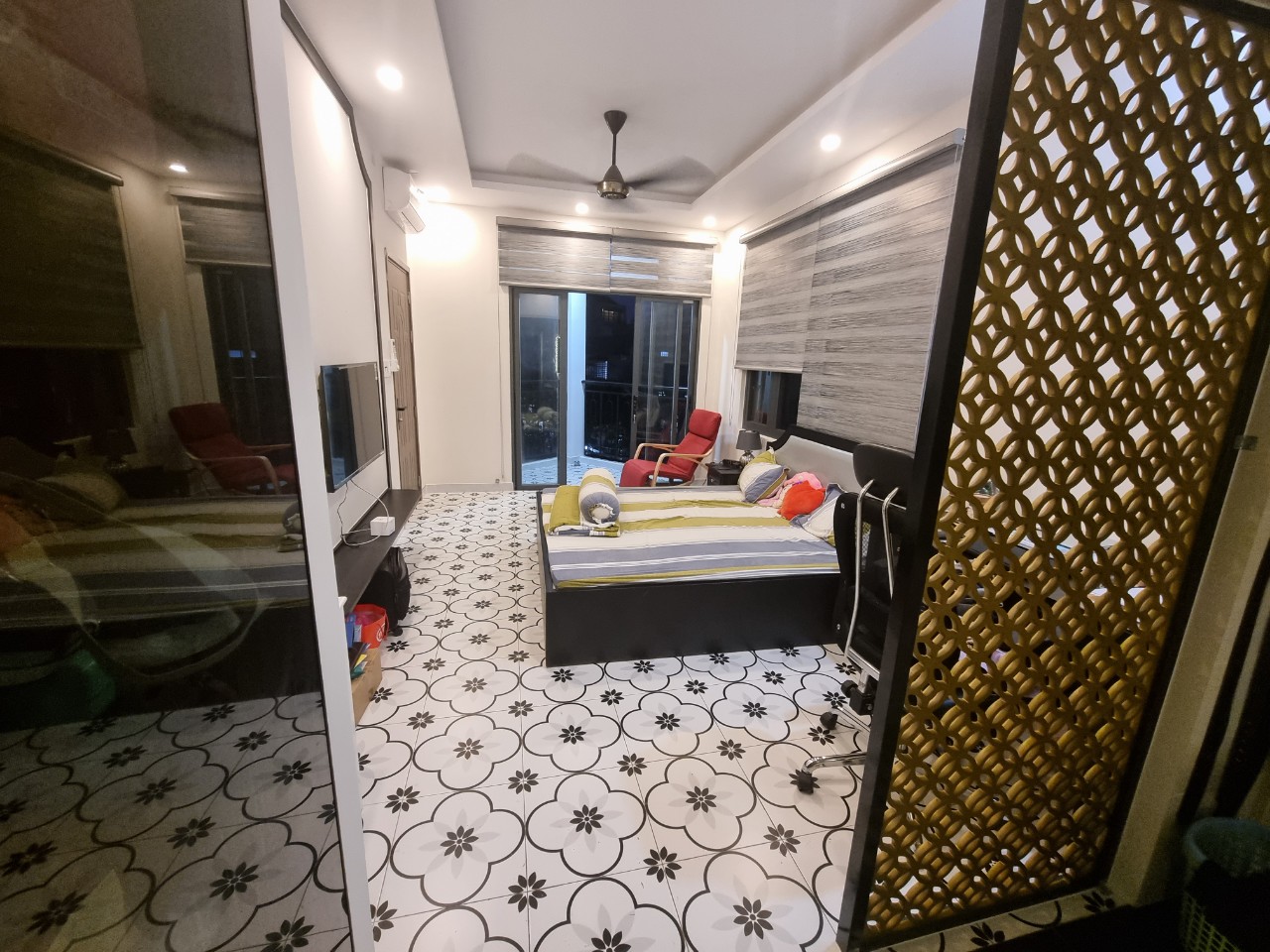 Bán nhà ngang 9m với DTSD: 233,3m2 đường Nơ Trang Long phường 14 quận Bình Thạnh - Giá: 11 tỷ (thương lượng)