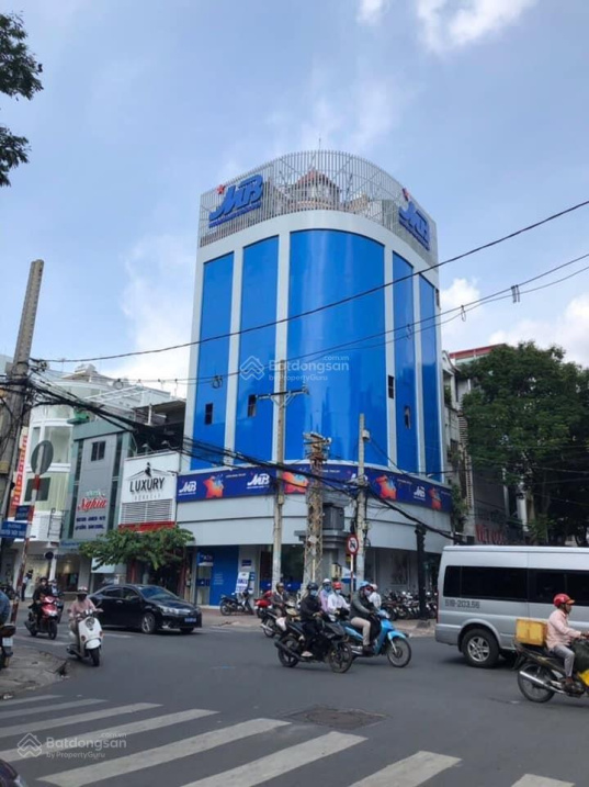 Ngộp bank! Bán tòa nhà MT Nguyễn Thái Bình, Q. TB - 10x15m - Hầm 6 lầu HĐT: 170 triệu - Giá: 45 tỷ