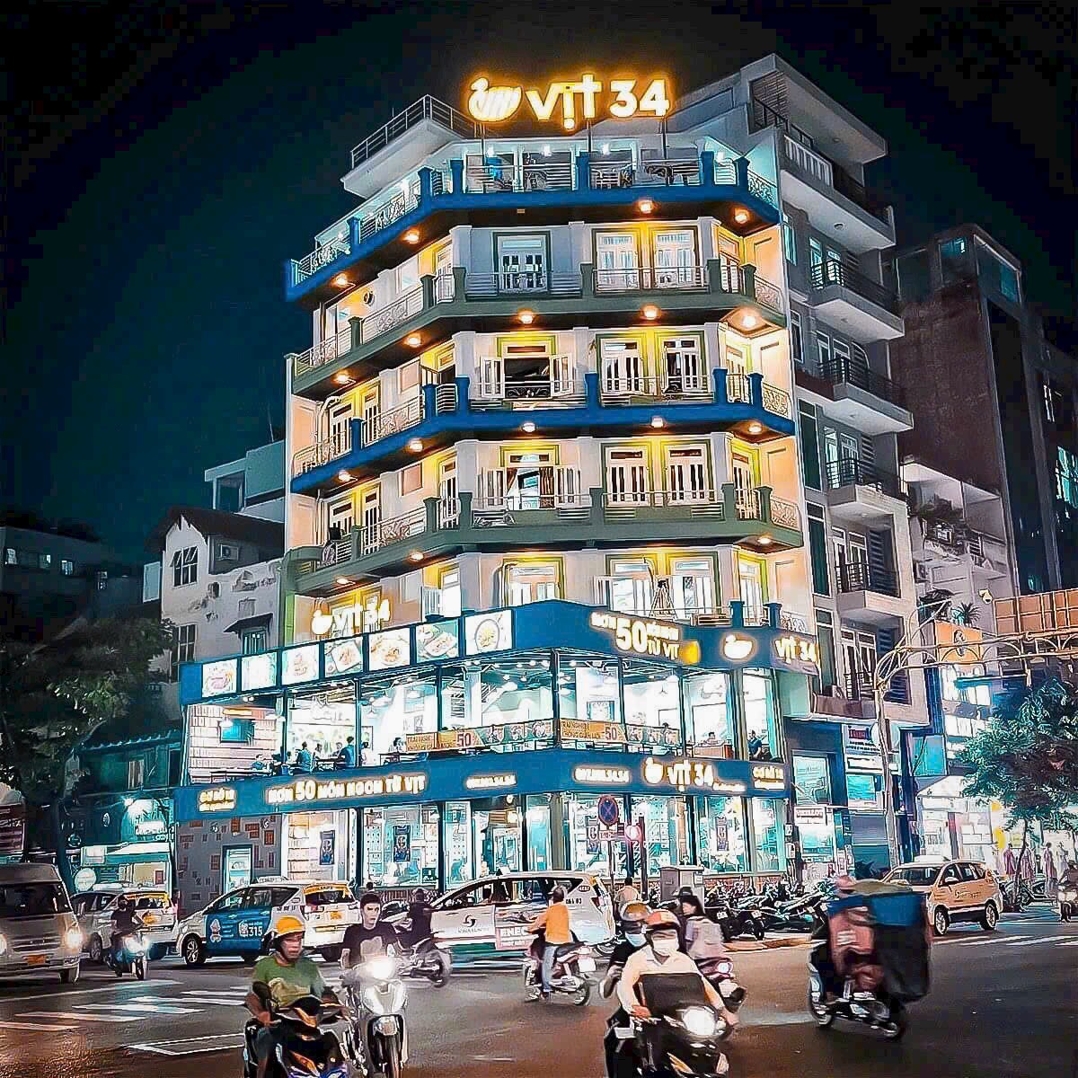 Bán khách sạn VIP khu  Đệ Nhất đường Hoàng Việt Tân Bình,  9 tầng giá 45 tỷ, lh Thuý xem nhà