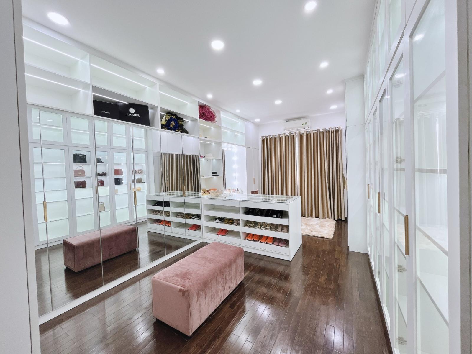 Bán nhà mới cứng 100% Lê Quang Định - nhà 4 tầng vuông vức - xe 7 chỗ đỗ tại nhà - thiện chí bán