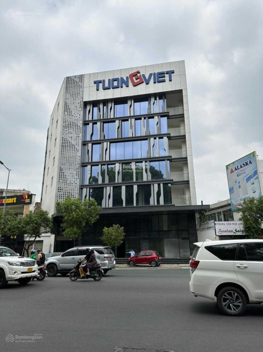 Nhà giá rẻ tòa nhà siêu vị trí MT Lâm Văn Bền, Q.7 - 8x27m - Hầm 9 lầu - TN: 300 triệu - Giá: 60 tỷ
