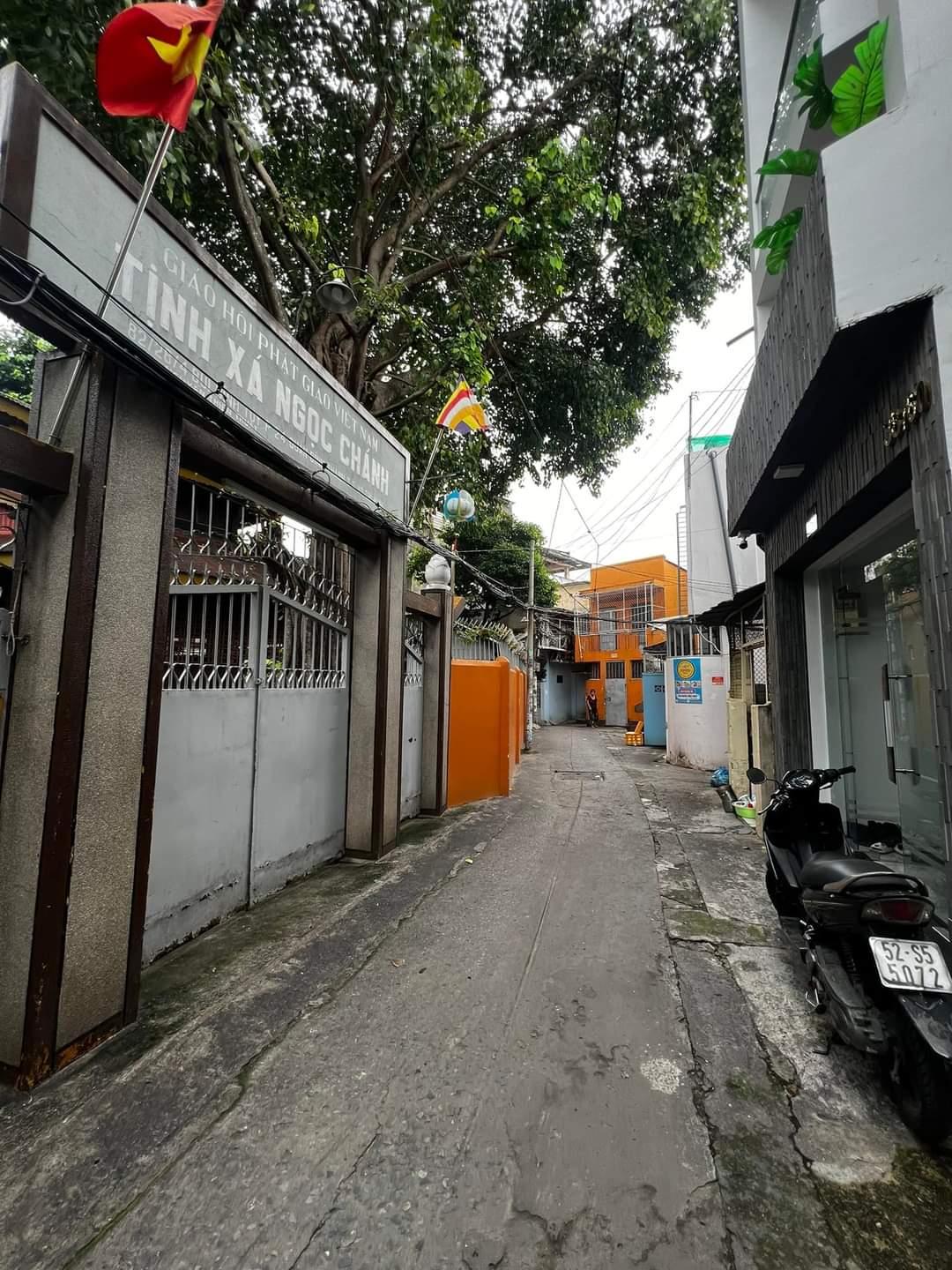 BÁN NHÀ GẦN ĐƯỜNG LÊ QUANG ĐỊNH DT: 78M2 GIÁ 3TY9 CÒN TL.