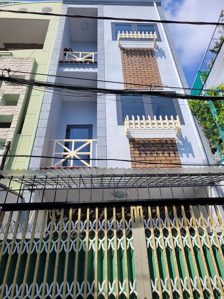 Bán nhà HXH Bùi Thị Xuân, Tân Bình, 4 tầng, 4x18, Nở hậu 5.6m,chỉ 8.7T