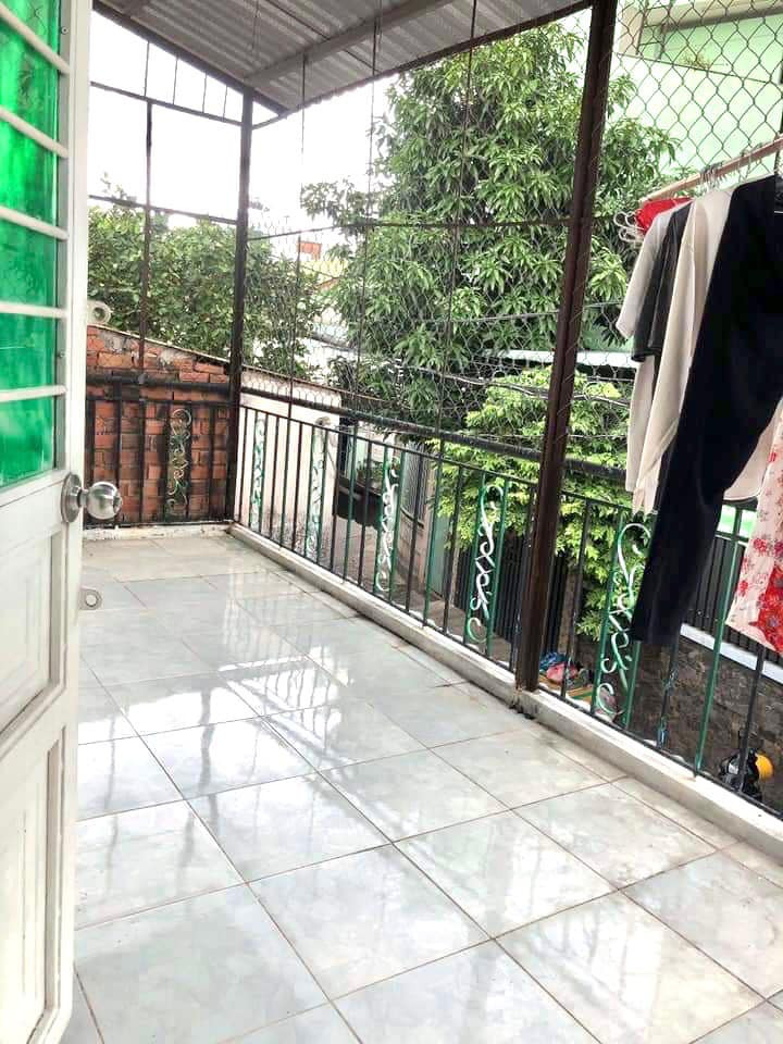 Bán nhà Hẻm xe hơi, Tỉnh Lộ 10, Bình Trị Đông B, Bình Tân DT: 54m2 x 2 tầng ( 5.6 x 9.8 ) Giá giảm