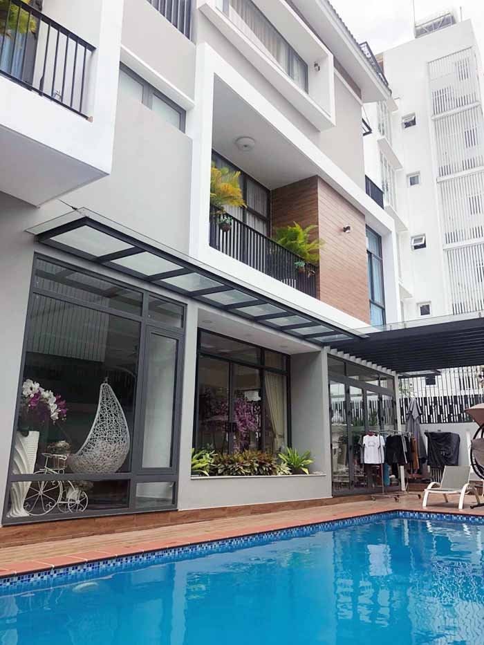 Chính Chủ Bán Villa Hồ Bơi + Sân Vườn Khu Compound 21 Xuân Thủy - Thảo Điền DT: 380m LH 0938061333